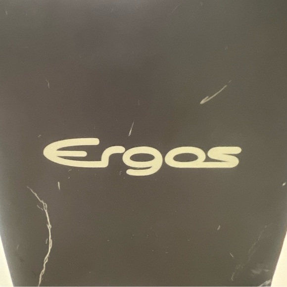 Universal Hobbies Renault Ergos 100 Tractor 1:32 Scale Die-Cast Model โ Rare - Picture 6 of 10